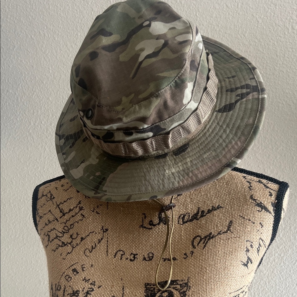 Men's Camouflage hat